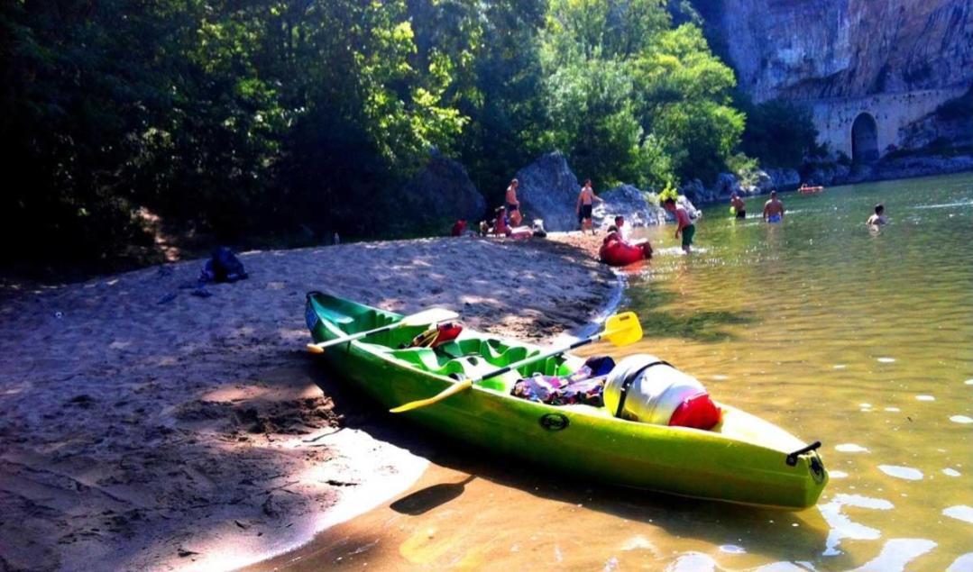 Gite Le Tilleul Vallon Pont D'Arc Bagian luar foto
